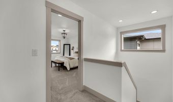 818 SE 35TH St, Battle Ground, WA 98604