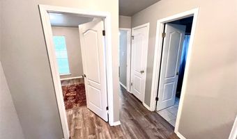 311 S Parkridge Dr, Benton, LA 71006