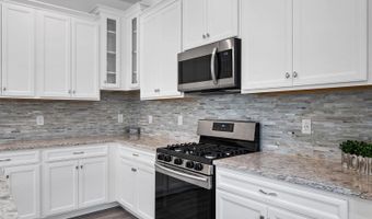 724 WINTERSIDE Dr, Apollo Beach, FL 33572