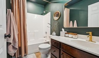 3202 Debbie Ln, Bartlesville, OK 74006