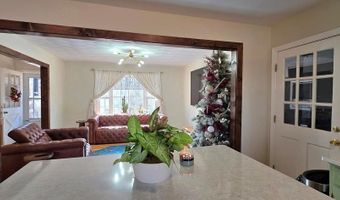 305 Longview Dr, Bassett, VA 24055