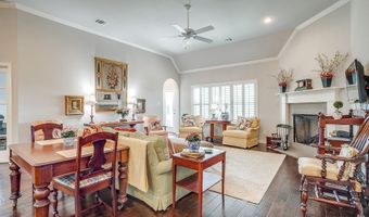 110 Parkview Dr, Aledo, TX 76008