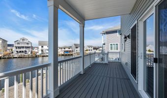 42 Carlyle Dr, Bayville, NJ 08721