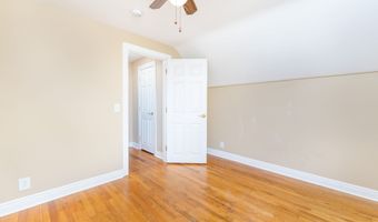 404 Soundview Ave, Bridgeport, CT 06606