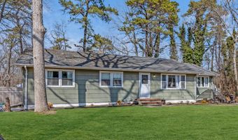 228 Elizabeth Ave, Bayville, NJ 08721