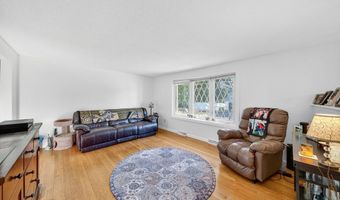 27 High St, Bellingham, MA 02019