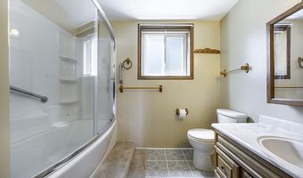 681 Liberty St, Ashland, OR 97520