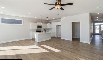 4411 NE 8th St, Ankeny, IA 50021