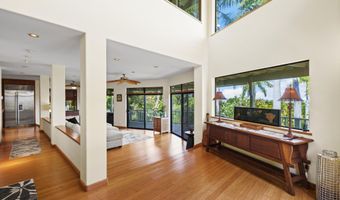 563 Mikioi Pl, Kihei, HI 96753