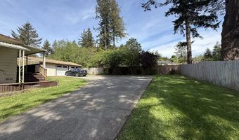 17813 AQUA VISTA Ln, Brookings, OR 97415