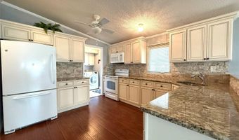 112 SAINT PIERRES Way, Apollo Beach, FL 33572