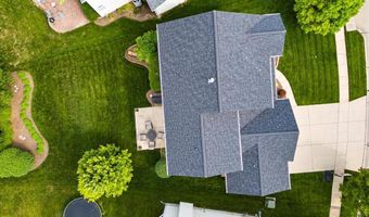 226 Arbor Trails Dr, Ballwin, MO 63021