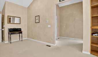 9209 VENDOME Dr, Bethesda, MD 20817