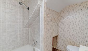 404 N 2nd St, Arkansas City, KS 67005