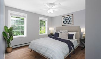113 County Rd, Bedford, NH 03110