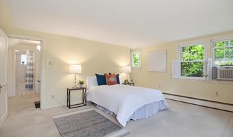 68 Main St, Acton, MA 01720