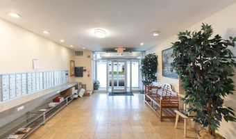 1931 N CLEVELAND St 602, Arlington, VA 22201