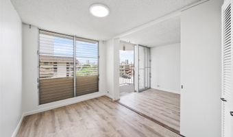 1535 Pensacola St 208, Honolulu, HI 96822