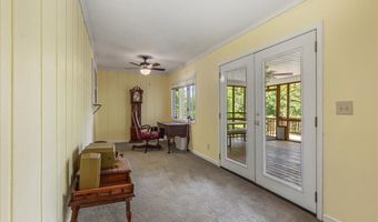2522 Cindy St, Athens, TN 37303