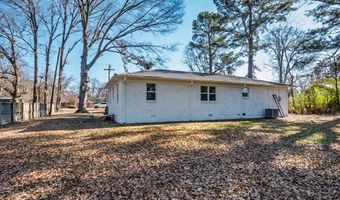201 College St, Batesville, MS 38606