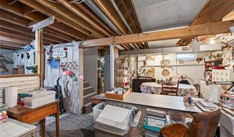 1984 35th Ave, Alden, WI 54020