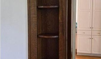 309 5th St SW, Austin, MN 55912