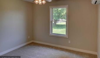 622 Pondhurst Dr, Amery, WI 54001