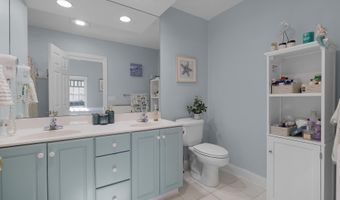 5 Sea Knoll Ct, Bourne, MA 02532