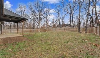 2 Creetown Ln, Bella Vista, AR 72715