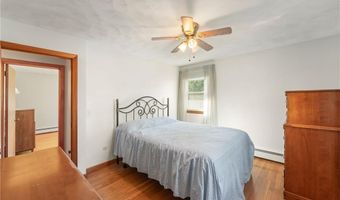 16 Charles St, North Kingstown, RI 02852