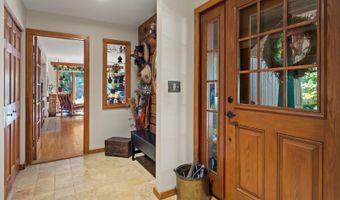 267 S Cove Rd, Burlington, VT 05401