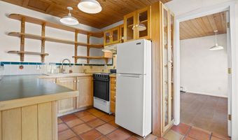 92 Sandia Cyn, Arroyo Hondo, NM 87513