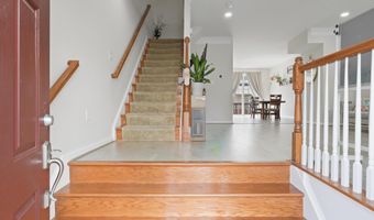 20657 MAITLAND Ter, Ashburn, VA 20147