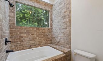 619 BROADWAY Ave 8, Orlando, FL 32803