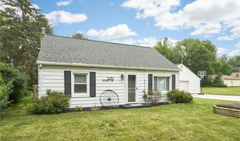 3261 Dewalt Dr, Akron, OH 44312