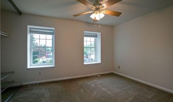 8530 SOUTHLAWN Ct, Alexandria, VA 22309