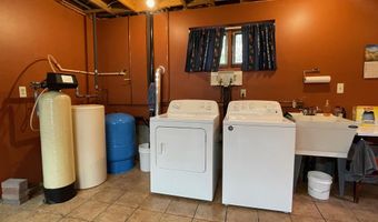 6856 Five Mile Pt, Allouez, MI 49805