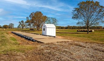 103 Hyde Lake Rd, Bennington, OK 74723