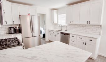 809 Longboat Ave, Beachwood, NJ 08722