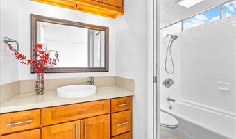 2444 Hihiwai St 2306, Honolulu, HI 96826