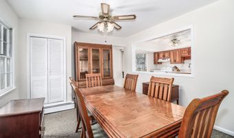 24 Prospect Dr, Brookfield, CT 06804