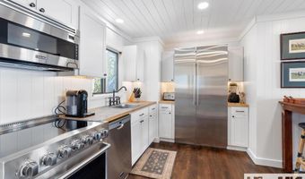 804 VZ Top Rd 804, Highlands, NC 28741