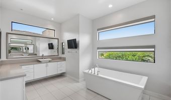 1 Moonfire Dr, Las Vegas, NV 89135