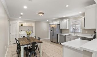 904 LEBEAU St, Arabi, LA 70032