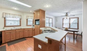 558 Auburn Rd, Auburn, GA 30011