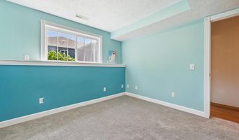 816 E Pine St, Brandon, SD 57005