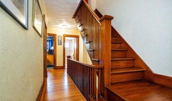 113 Beckwith St, Cranston, RI 02910