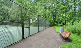 5104 BIRCH Ln, Annandale, VA 22003