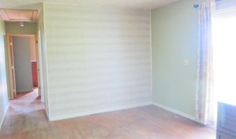 4825 Doss Hill Rd, Barboursville, WV 25504
