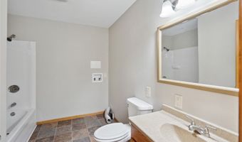 805 Davis St, Polk City, IA 50226